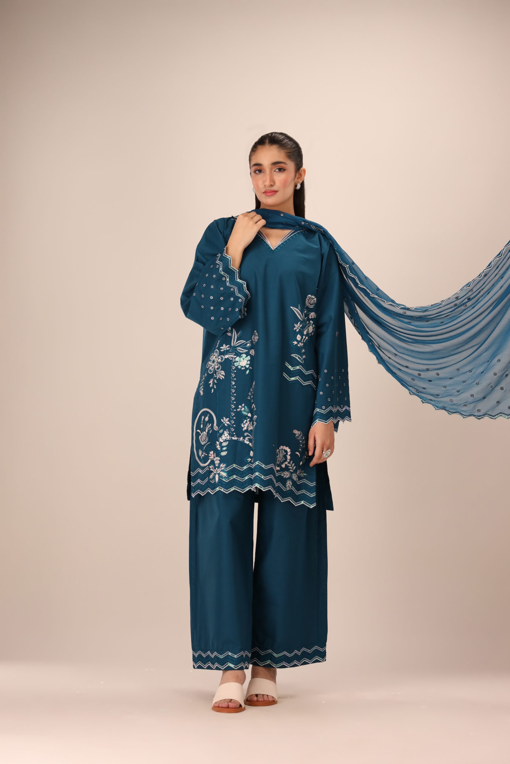 Zink Horizon – Contemporary Embroidered Cambric Ensemble